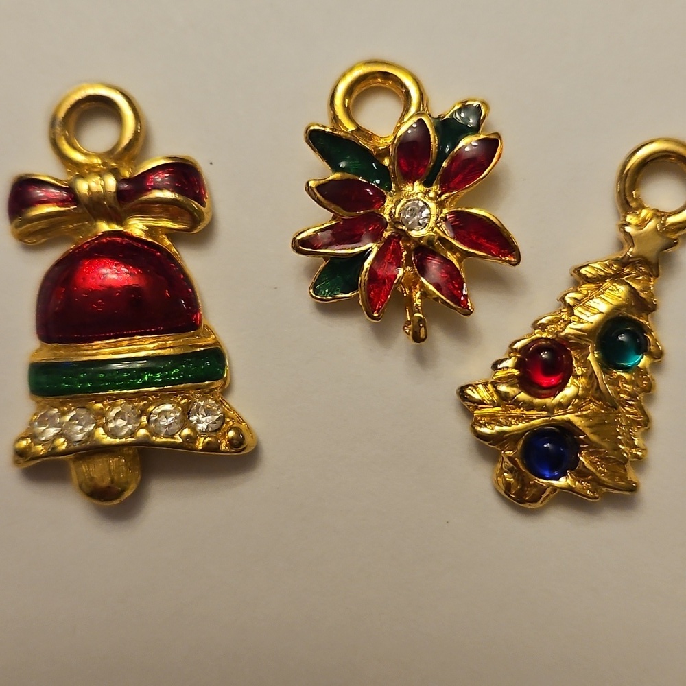 Set Of 3 Chtistmas Holiday Charms Bell Tree Poinsettia Gold Overlay